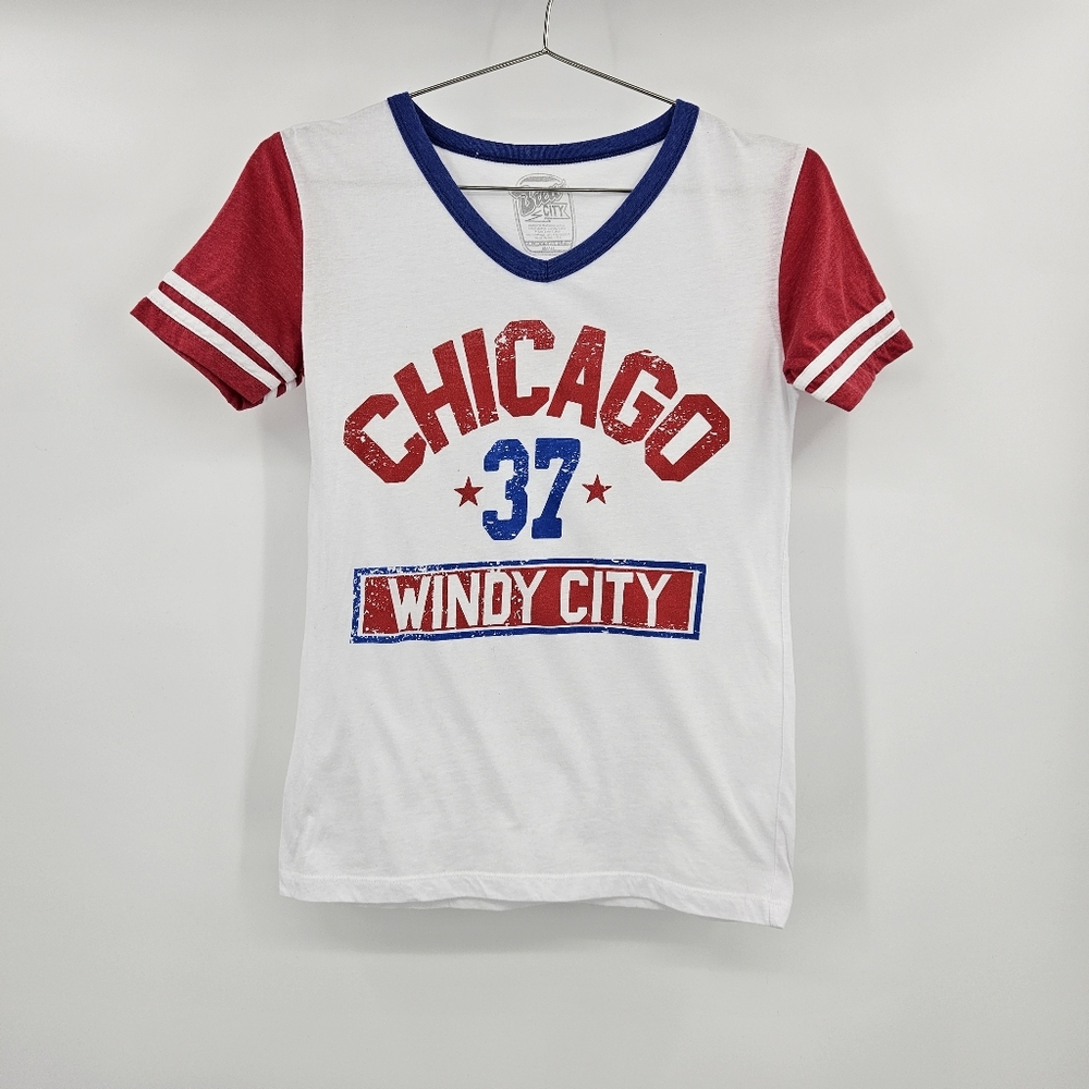 Chicago Graphic Tee Red White Blue Windy City Small